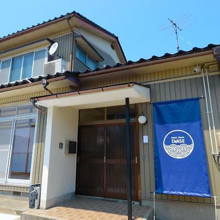 Guesthouse Iwase Toyama Station Dış mekan fotoğraf