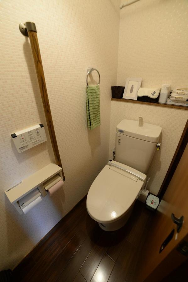 Guesthouse Iwase Toyama Station Dış mekan fotoğraf