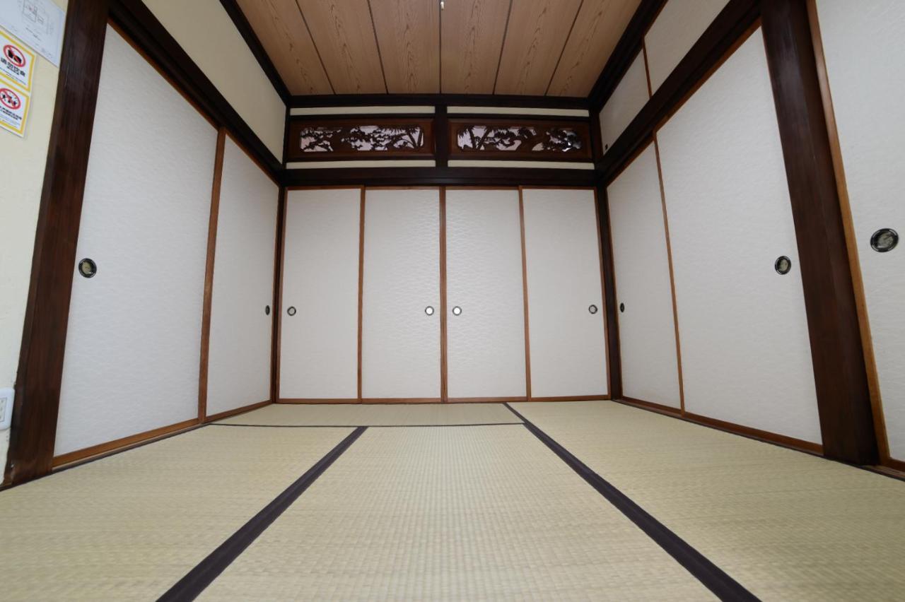 Guesthouse Iwase Toyama Station Dış mekan fotoğraf